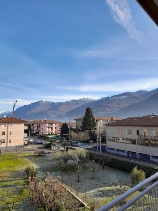 Casa Vacanza "Aurora" Costa Volpino Esterno foto